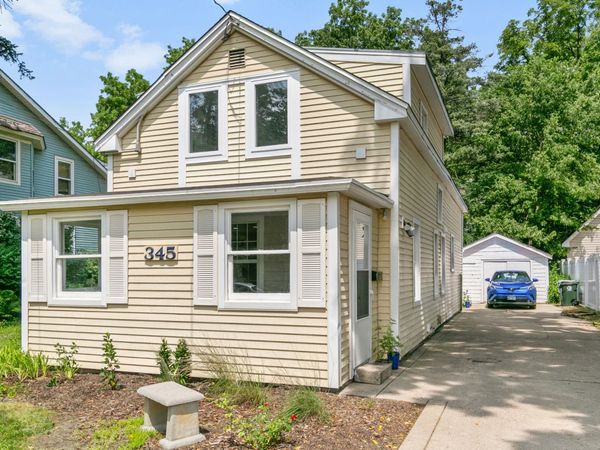 345 Main Street, Batavia, IL 60510