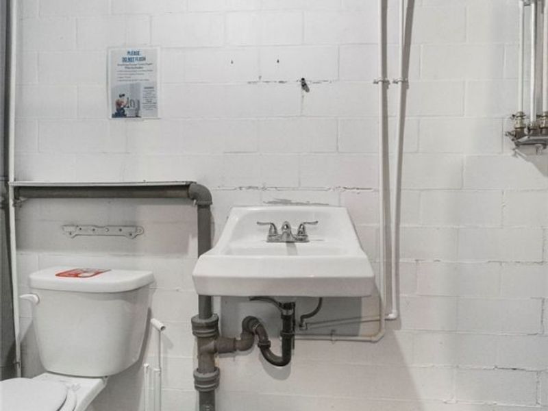 2614 Fletcher Avenue NE, Canton, OH 44705 Photo 16