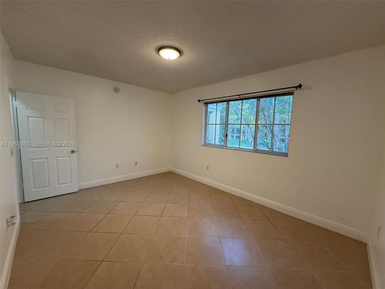 2445 Centergate Dr , Unit 205, Miramar, FL 33025 Photo