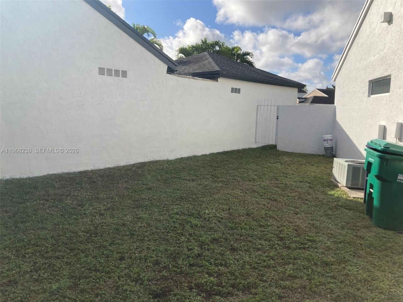 14351 SW 93rd Terrace, Miami, FL 33186 Photo