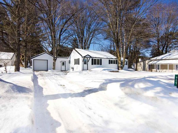 905 N Bridge Street, Bellaire, MI 49615