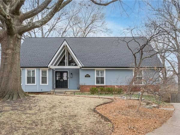 10020 Century Lane, Lenexa, KS 66215