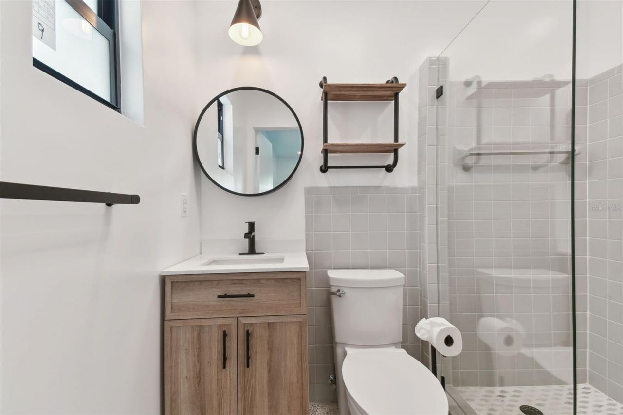301 Aurora Street E, Venice, FL 34285 Photo