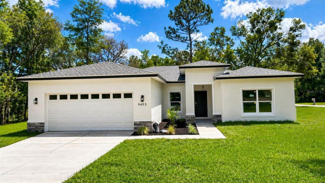 9493 N Agatha Drive, Citrus Springs, FL 34434 Main Photo