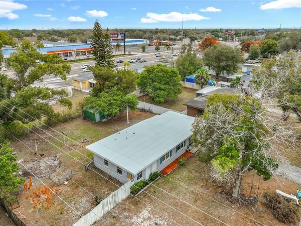 1 S SOLANDRA DRIVE, ORLANDO, FL 32807