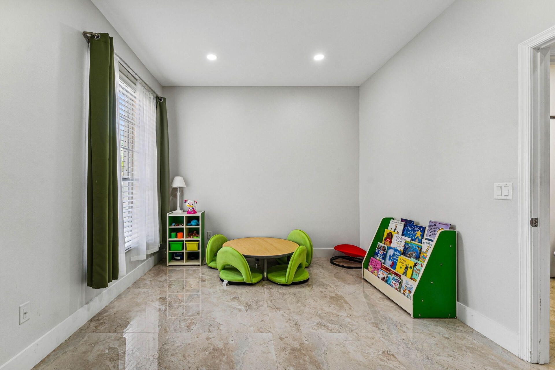 10956 N Danbury Way, Boca Raton, FL 33498 Photo