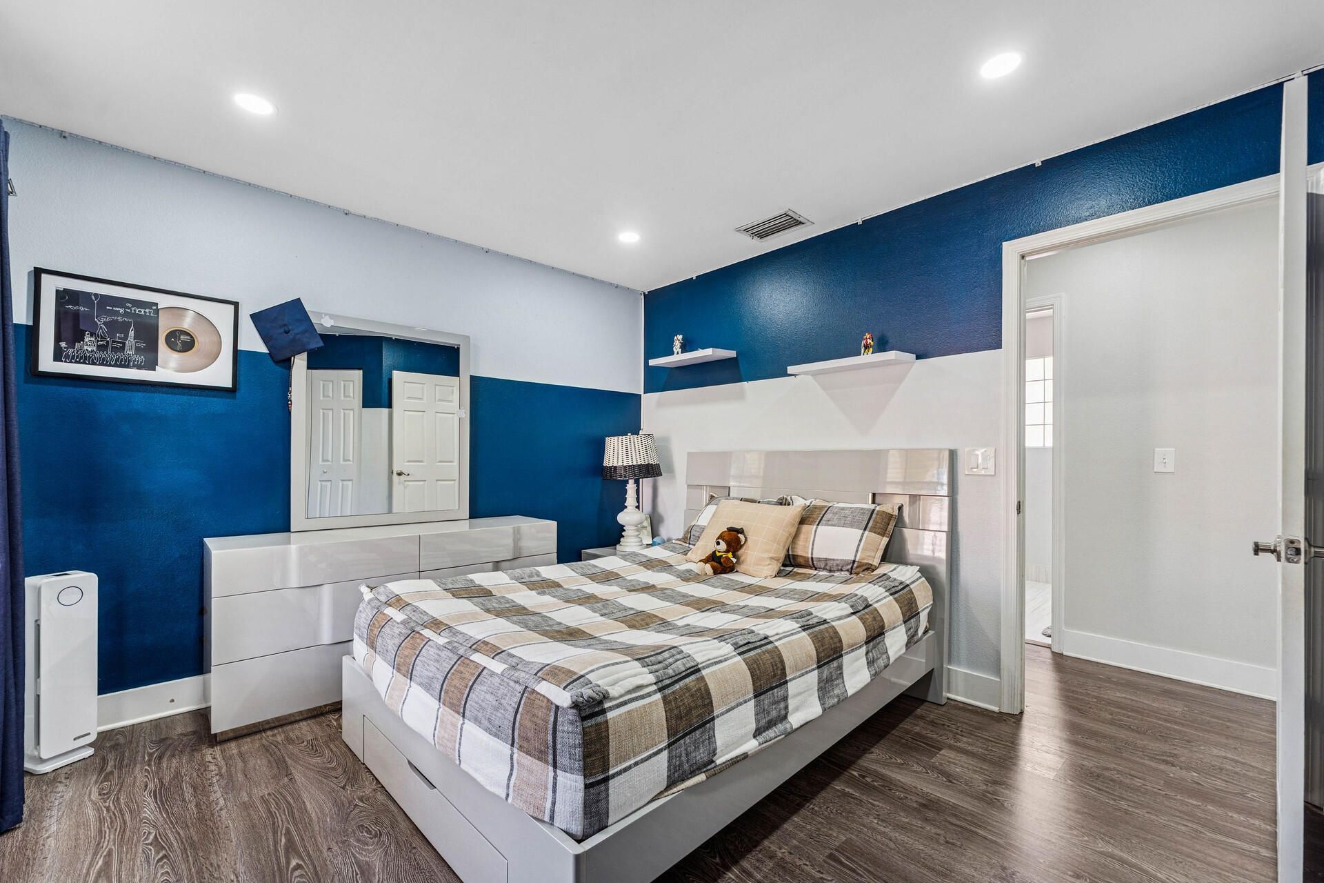 10956 N Danbury Way, Boca Raton, FL 33498 Photo