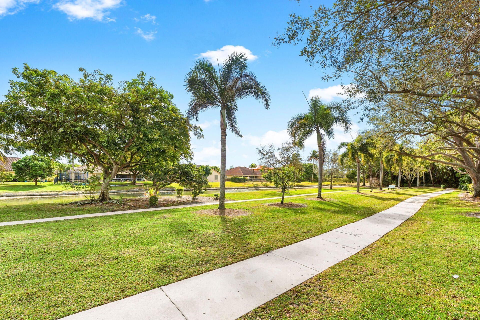 10956 N Danbury Way, Boca Raton, FL 33498 Photo