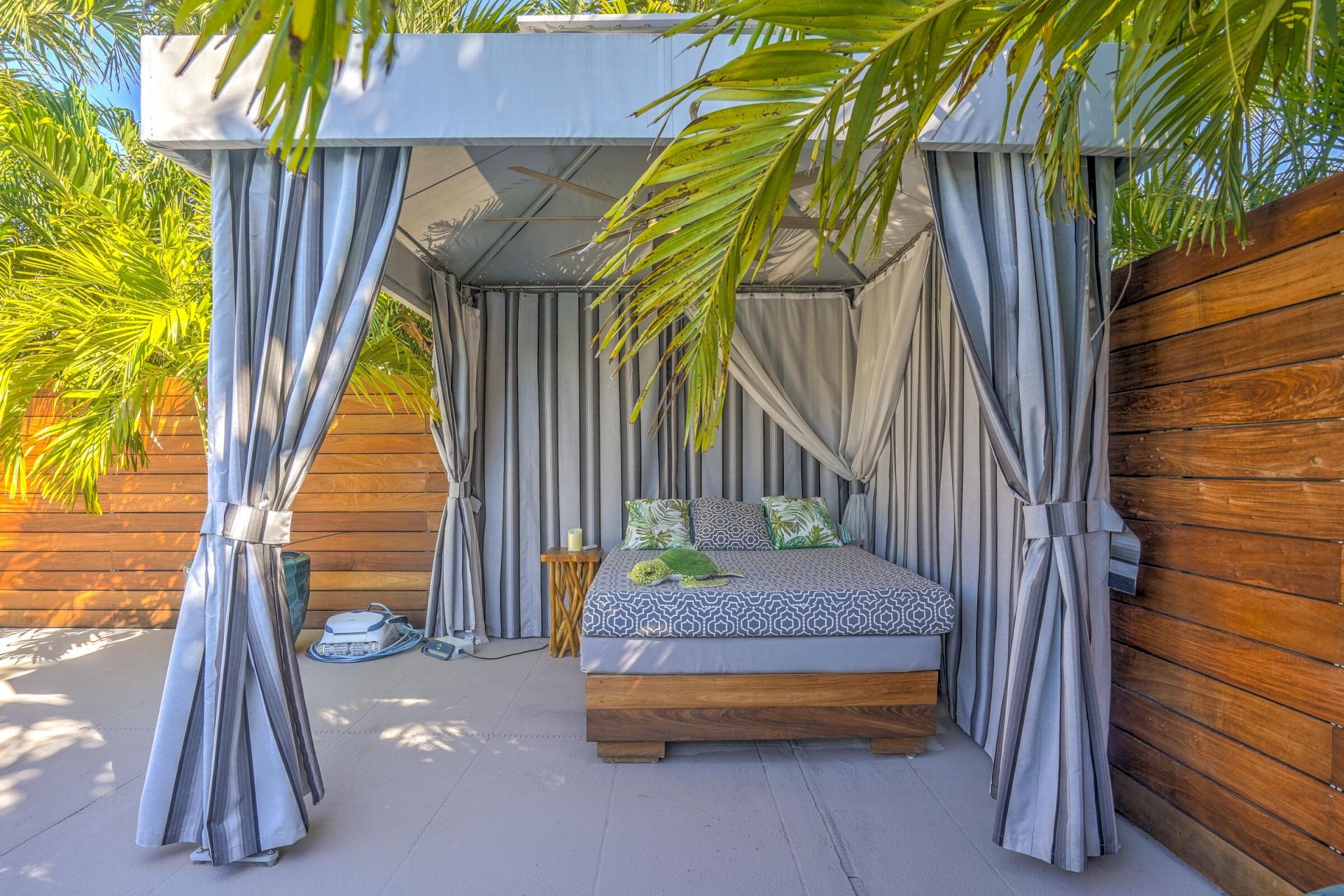 1201 Singer Drive, Singer Island, FL 33404 Photo