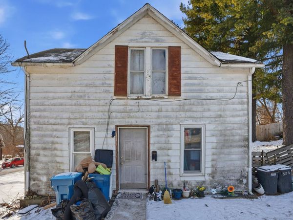 529 N 5th Street, Savanna, IL 61074