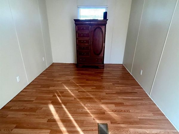 4604 Pimlico DR, Del Valle, TX 78617