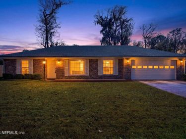 1546 DOLPHIN Court, Orange Park, FL 32073