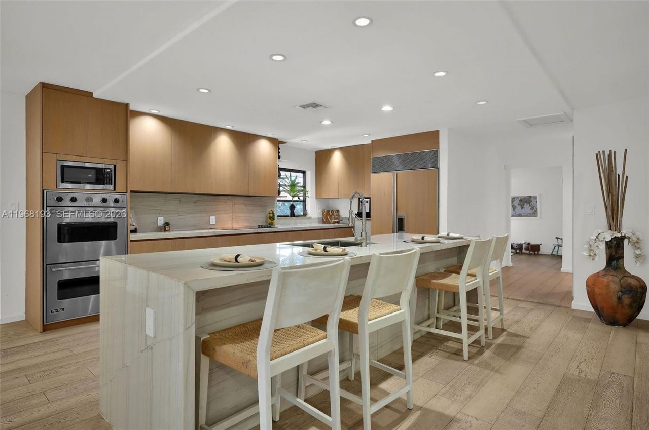 5801 SW 37th Terrace, Fort Lauderdale, FL 33312 Photo