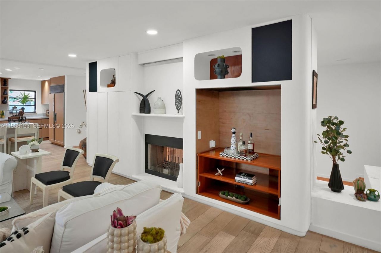 5801 SW 37th Terrace, Fort Lauderdale, FL 33312 Photo