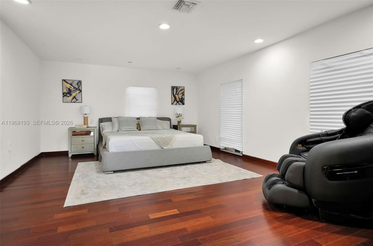 5801 SW 37th Terrace, Fort Lauderdale, FL 33312 Photo