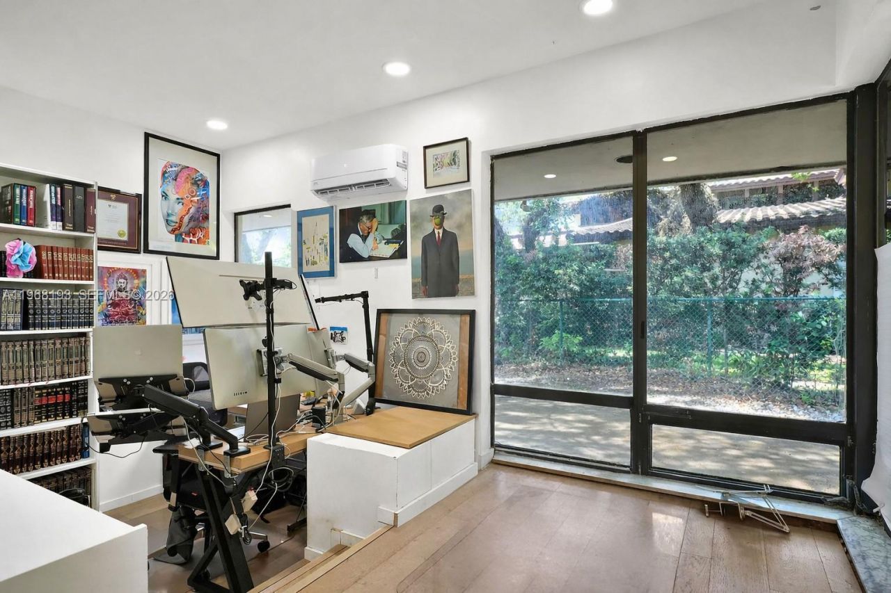 5801 SW 37th Terrace, Fort Lauderdale, FL 33312 Photo