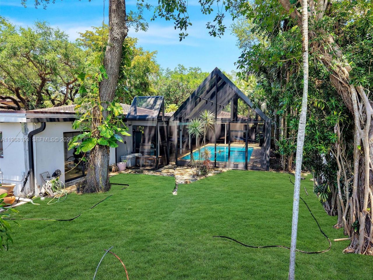 5801 SW 37th Terrace, Fort Lauderdale, FL 33312 Photo