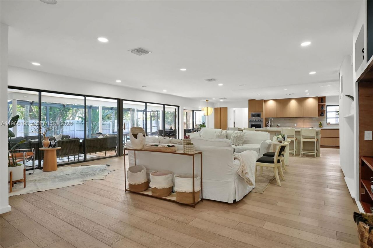 5801 SW 37th Terrace, Fort Lauderdale, FL 33312 Photo