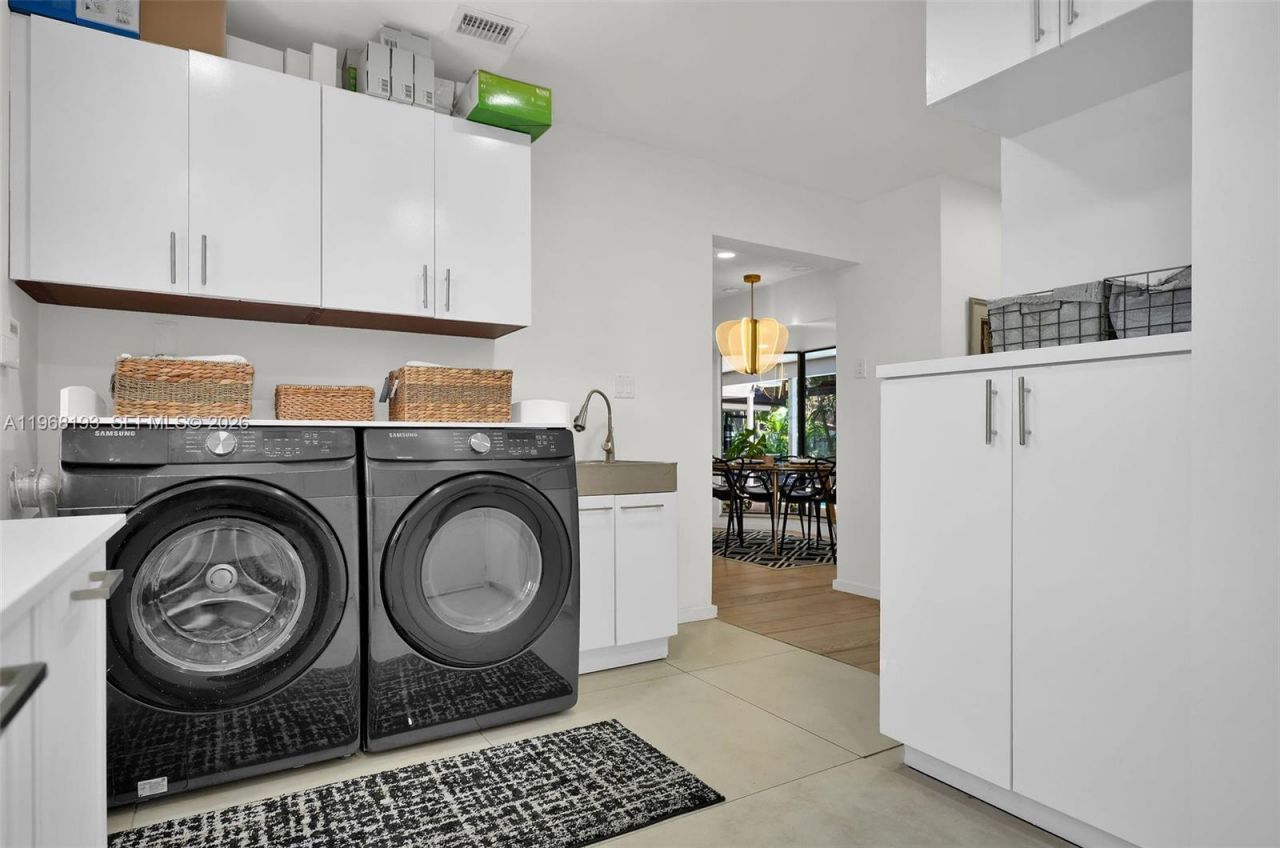 5801 SW 37th Terrace, Fort Lauderdale, FL 33312 Photo