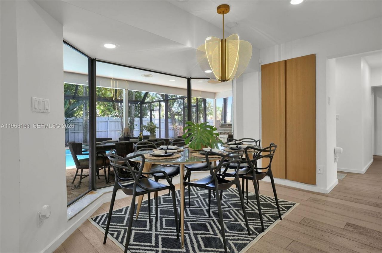 5801 SW 37th Terrace, Fort Lauderdale, FL 33312 Photo