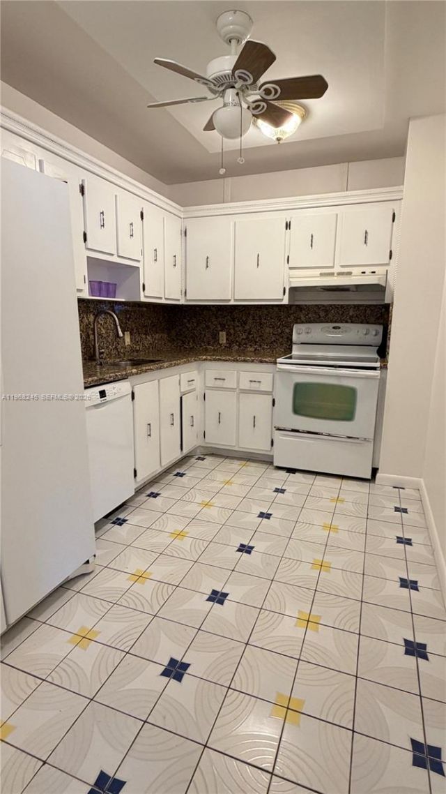 20100 W Country Club Dr , Unit 807, Aventura, FL 33180 Photo