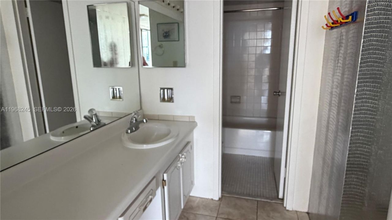 20100 W Country Club Dr , Unit 807, Aventura, FL 33180 Photo