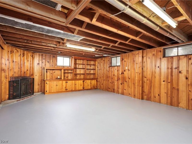 507 E Ford Avenue, Barberton, OH 44203 Photo 12