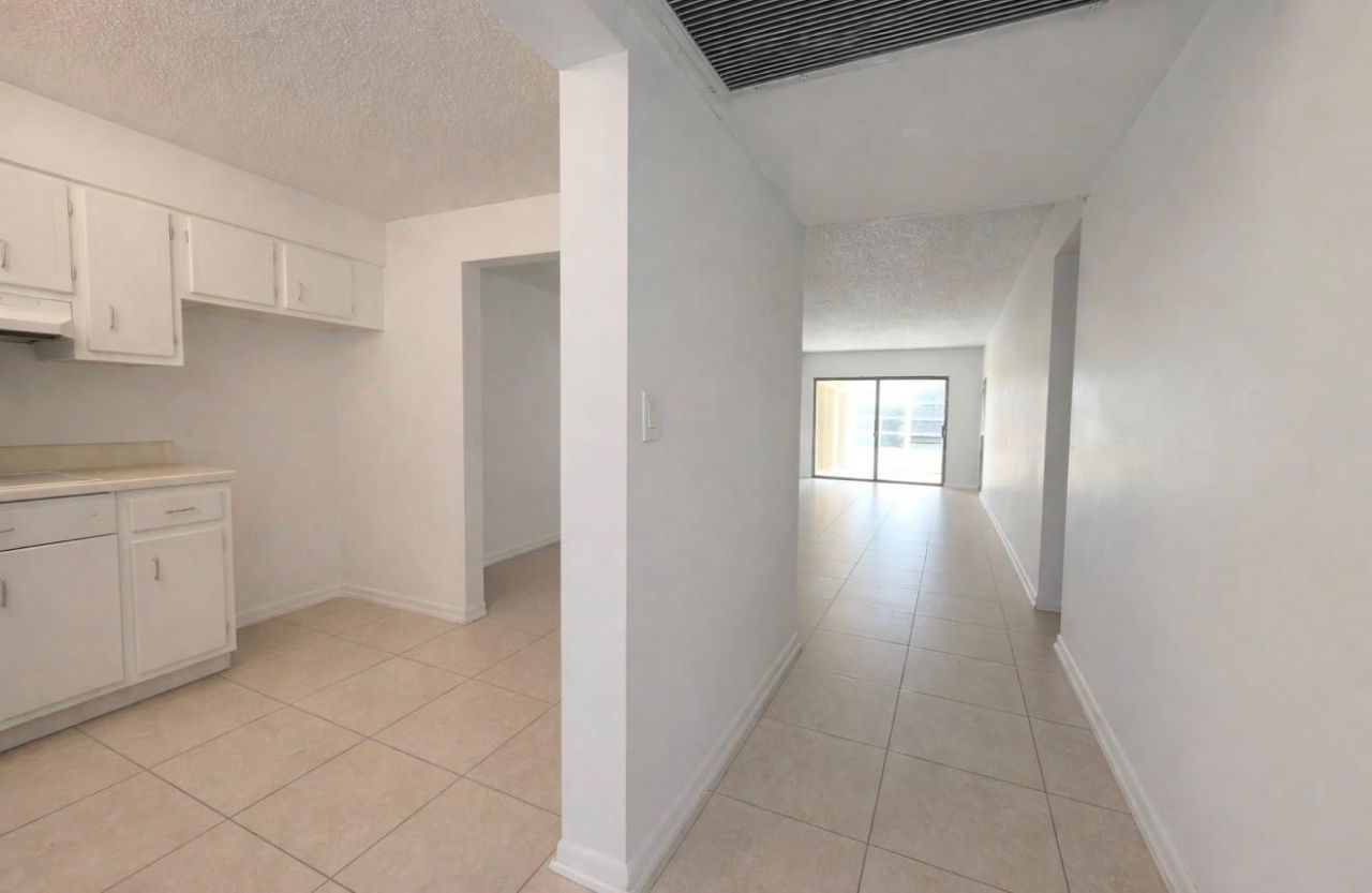 9440 SW 8 Street, Unit 208, Boca Raton, FL 33428 Photo
