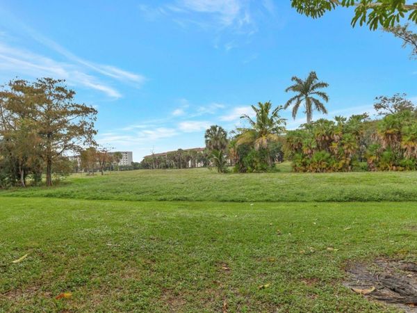 4168 Inverrary Drive, Unit 102, Lauderhill, FL 33319