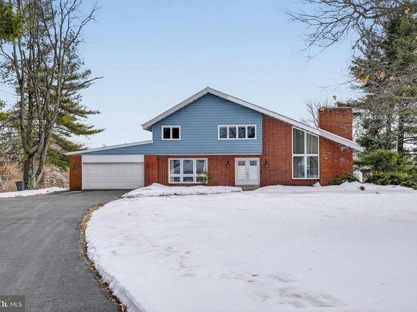 372 HIGH STREET, SOUDERTON, PA 18964