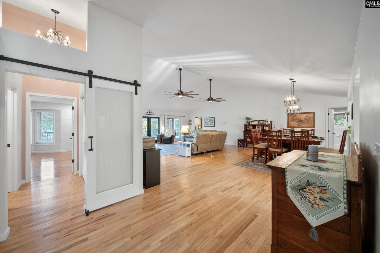 370 Chapel Creek Drive  Photo 14