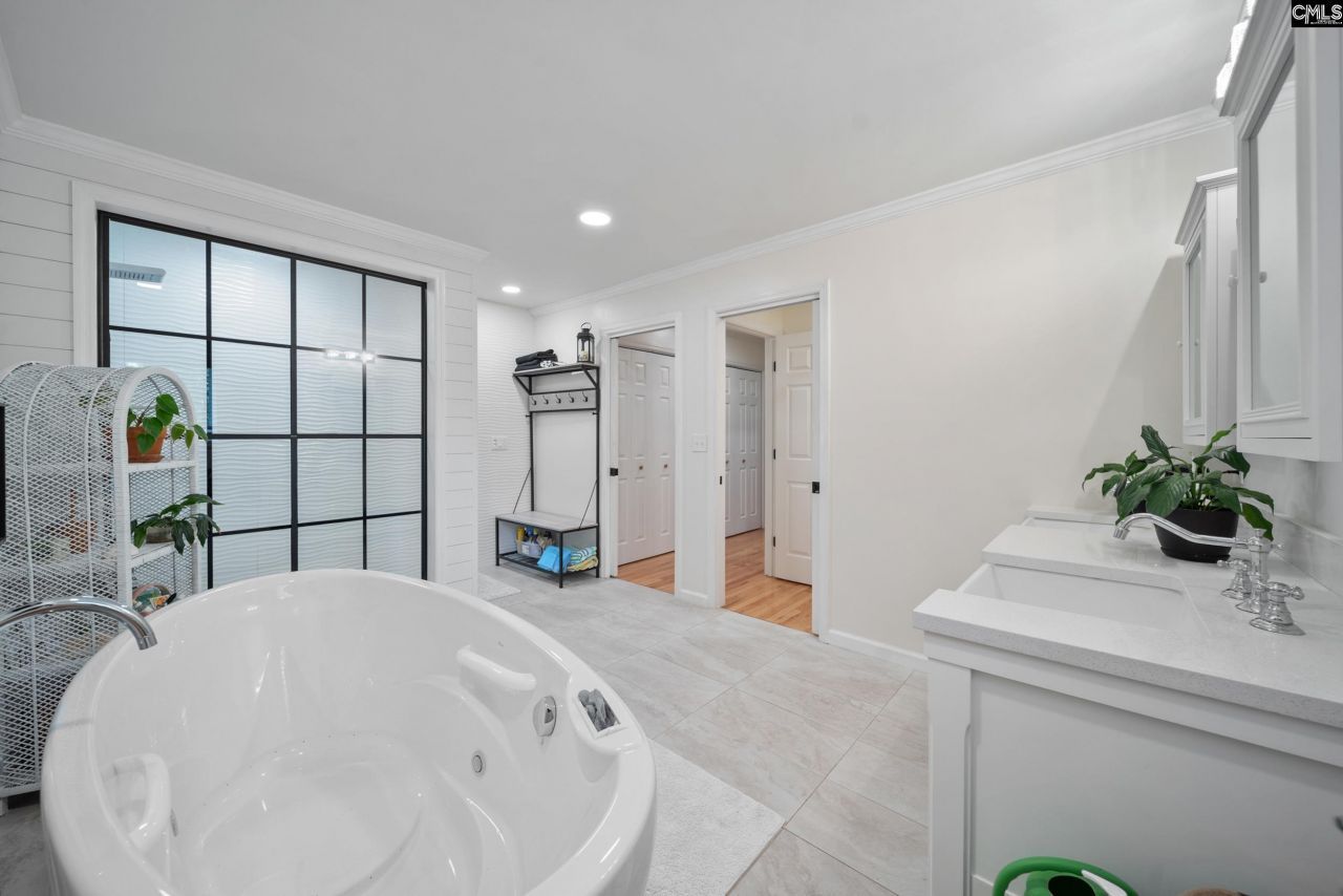 370 Chapel Creek Drive  Photo 25