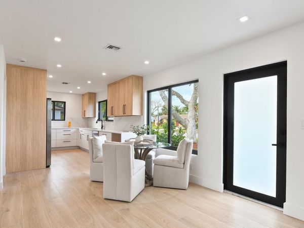 1320 S Deerfield Avenue, Deerfield Beach, FL 33441