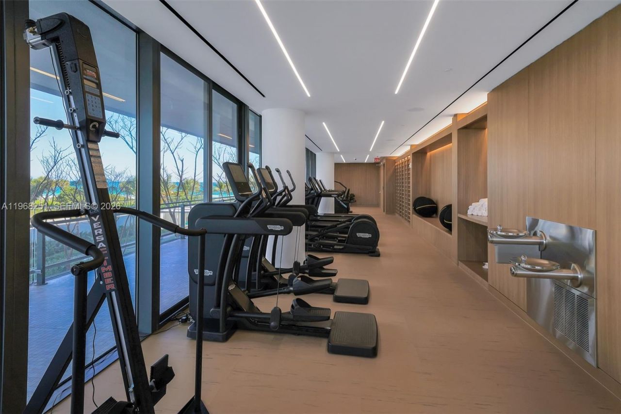 8701 Collins Ave, Unit 606, Miami Beach, FL 33154 Photo