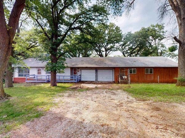 1521 600TH ST, Cherokee, IA 51012