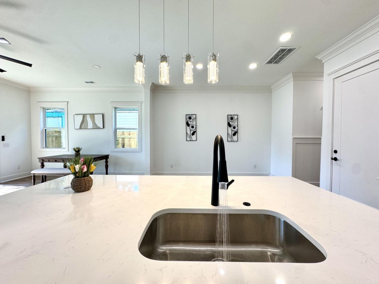 5841 Kirkwood Avenue Photo 16