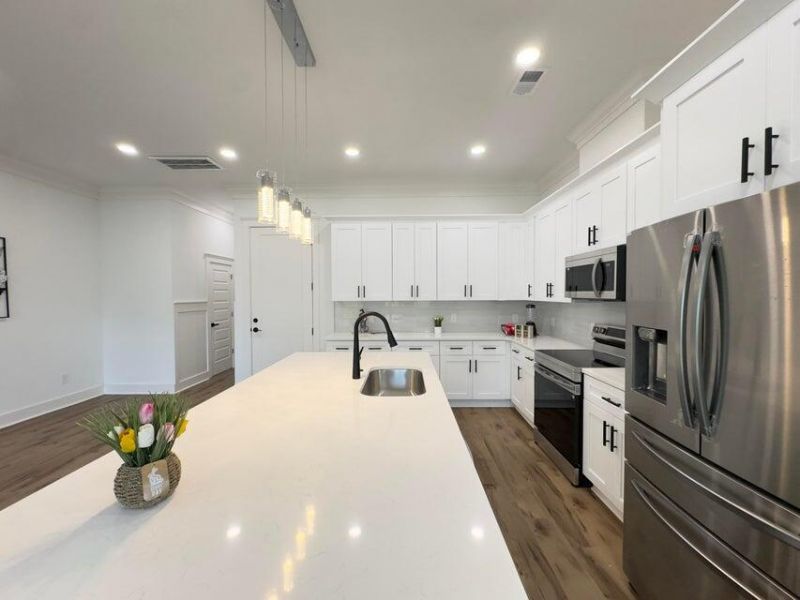 5841 Kirkwood Avenue Photo 17