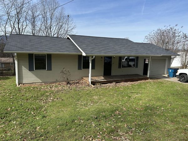 403 Missionary Avenue, Rossville, GA 30741