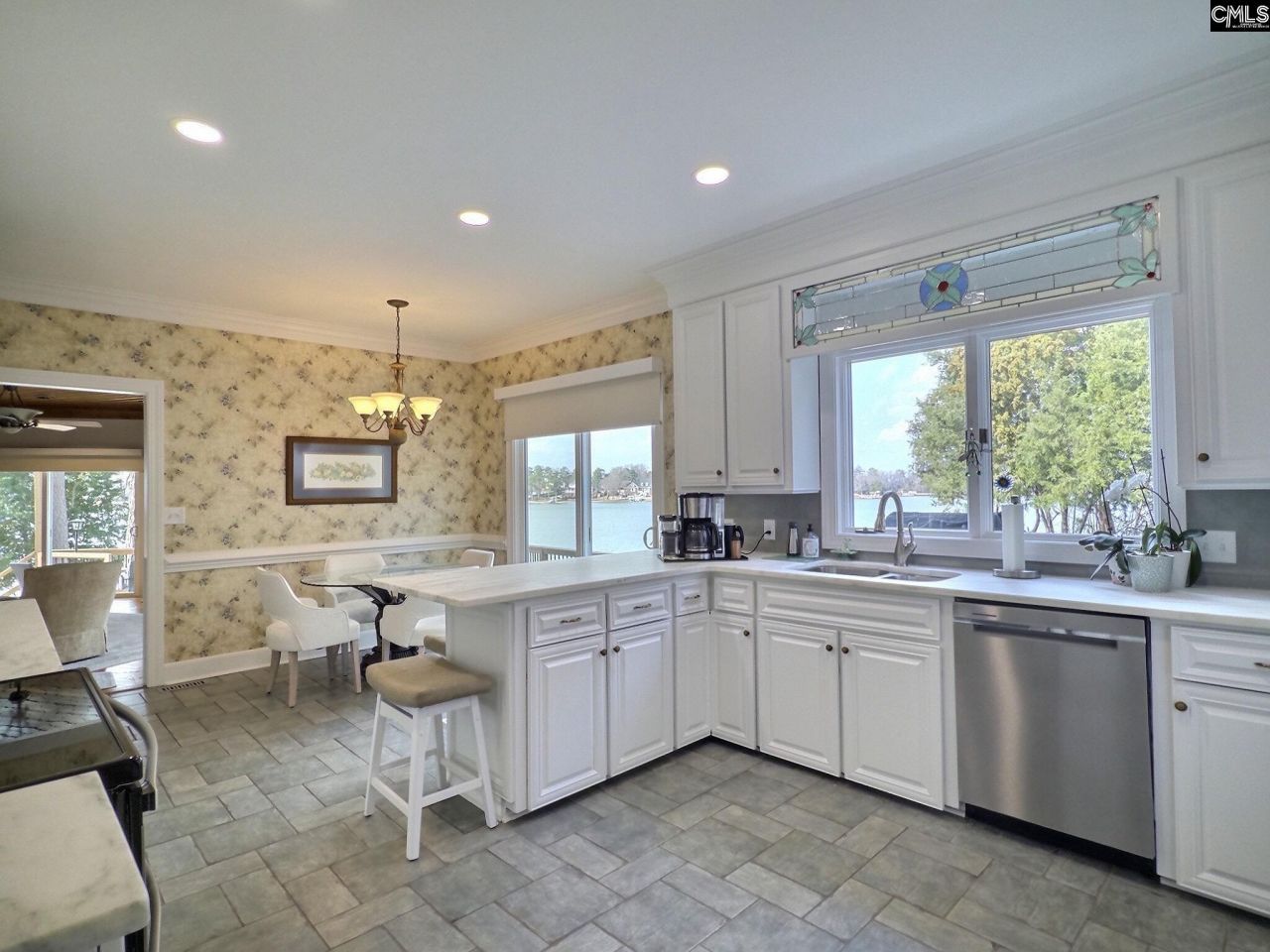 280 Mooring Lane Photo 14