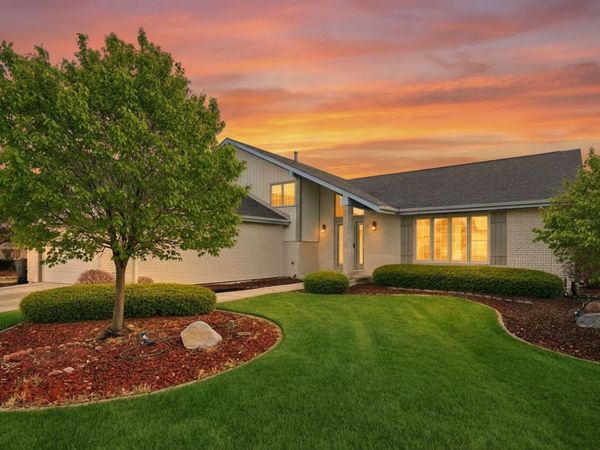 22931 Ridgeway Avenue, Richton Park, IL 60471