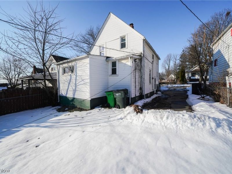 7610 Rosewood Avenue, Cleveland, OH 44105 Photo 24