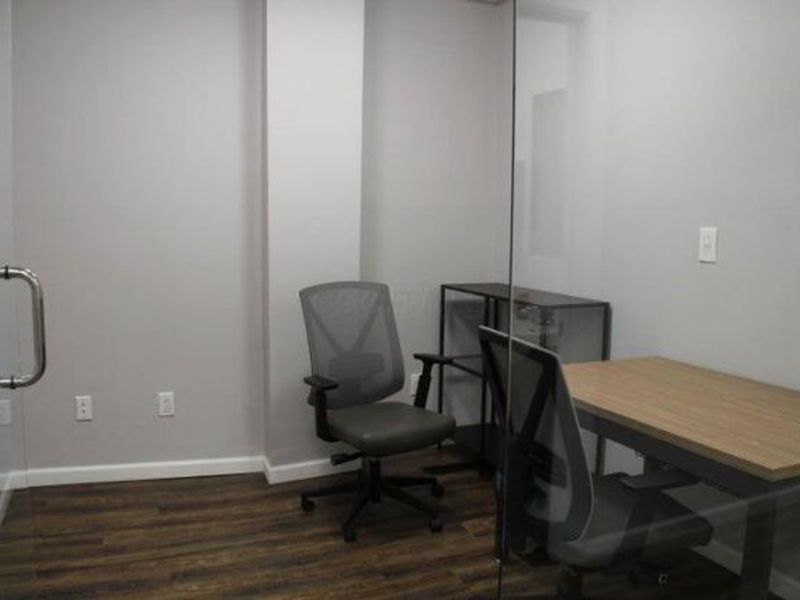 1689 E Main Street, Columbus, OH 43205 Photo 3