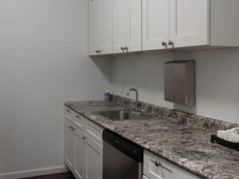 1689 E Main Street, Columbus, OH 43205 Photo 5