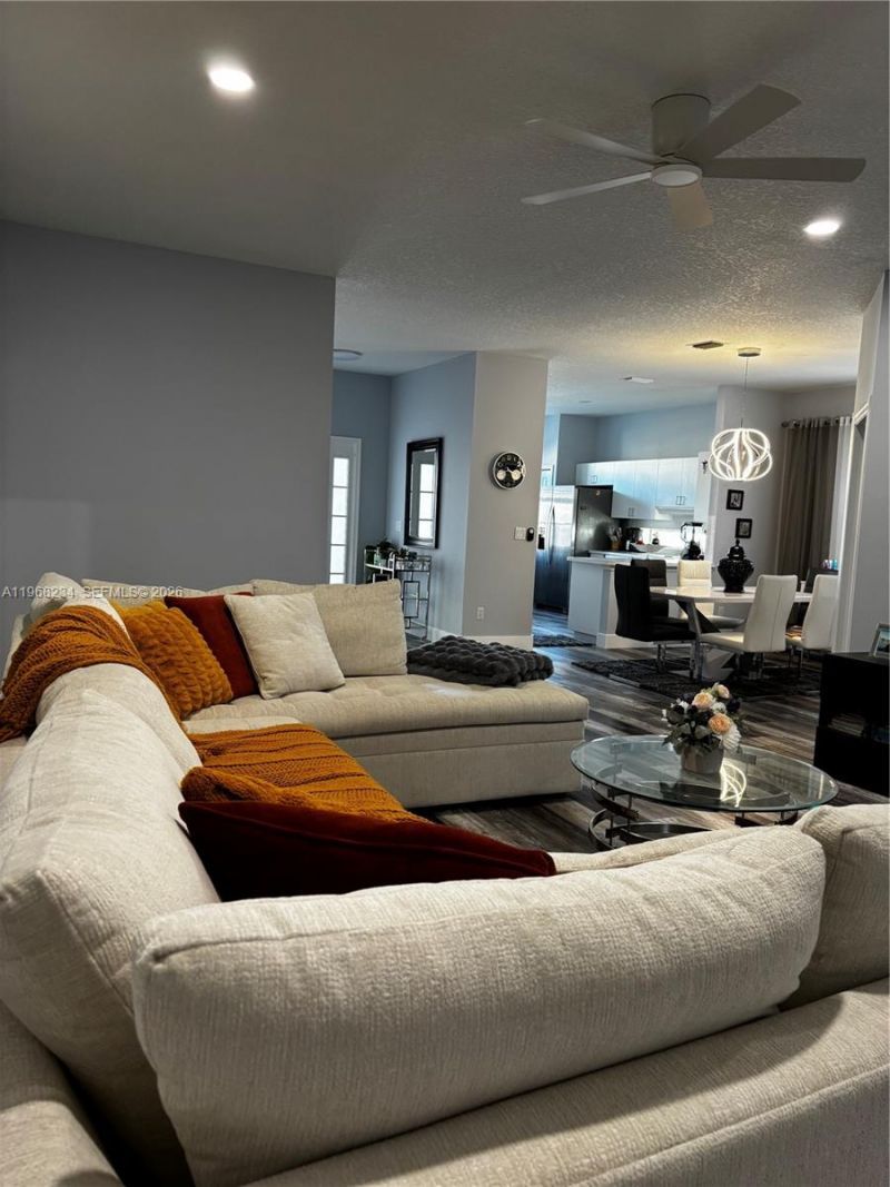 822 NW Sorrento Ln, Saint Lucie West, FL 34986 Photo