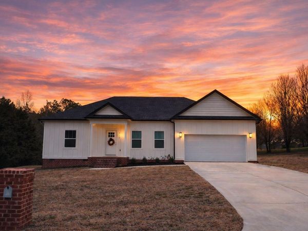 322 Chloe Drive, LaFayette, GA 30728