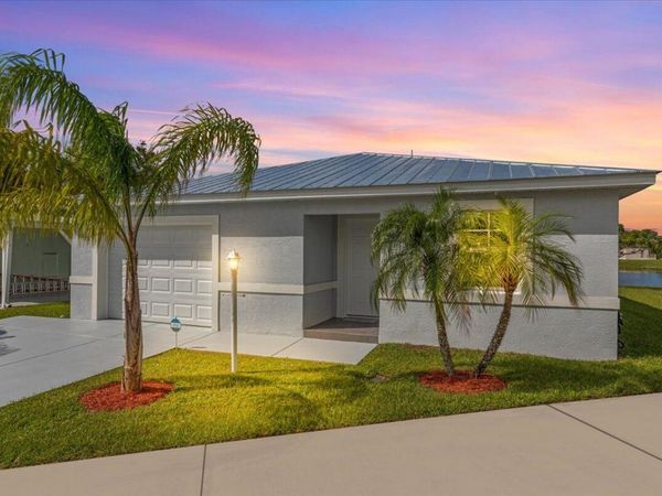 10 Juan Carlos Lane, Port St. Lucie, FL 34952