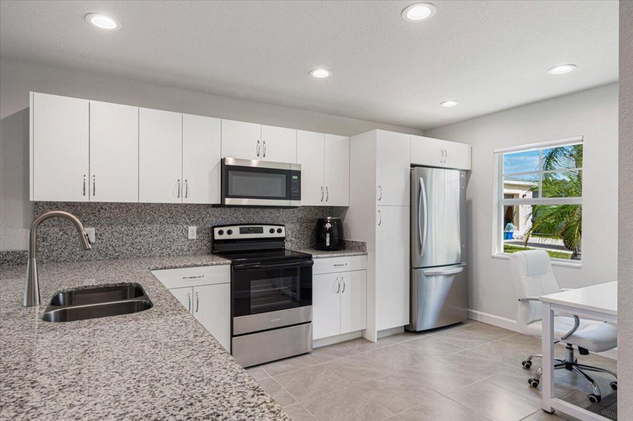 10 Juan Carlos Lane, Port Saint Lucie, FL 34952 Photo