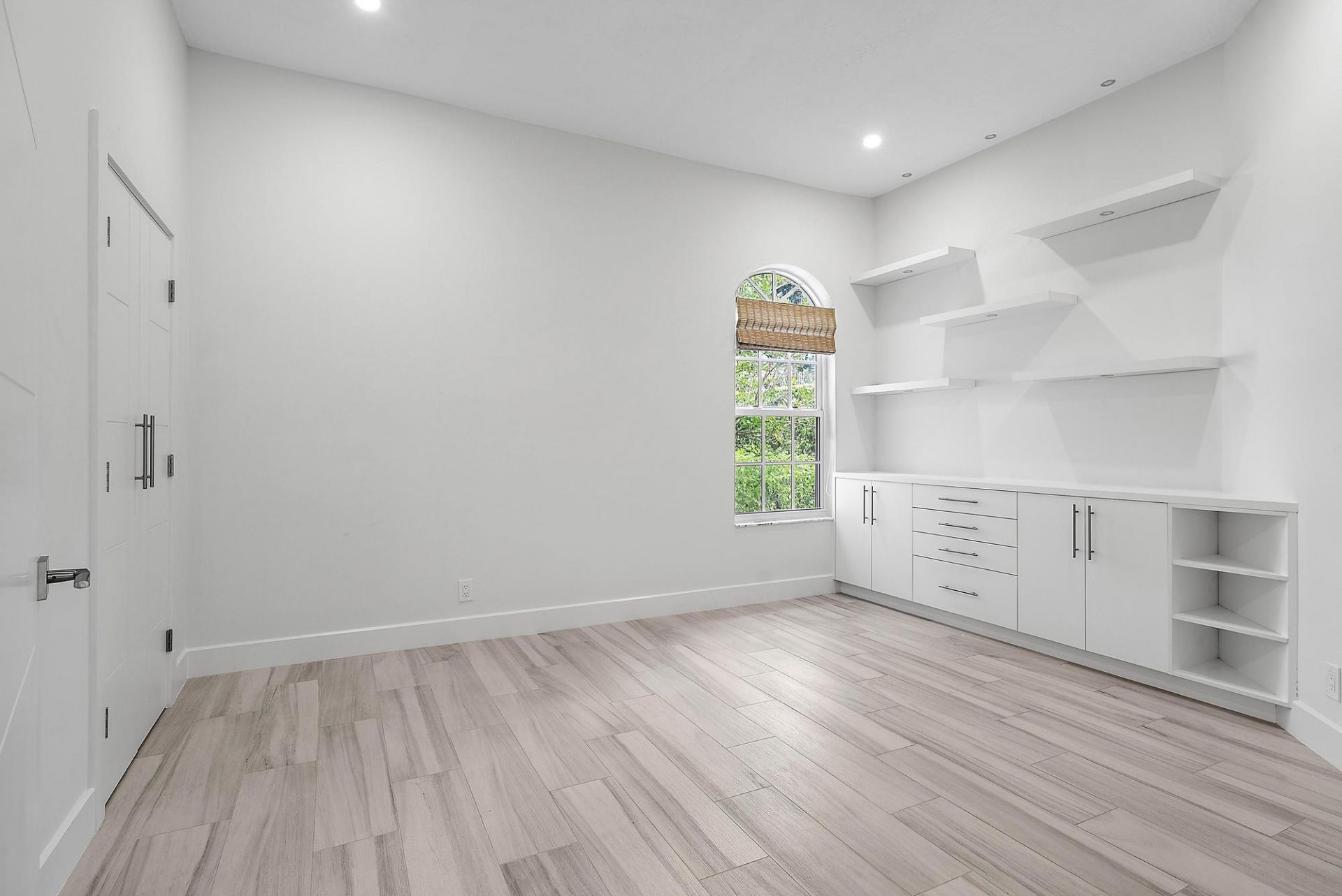 8110 Sandpiper Way, West Palm Beach, FL 33412 Photo