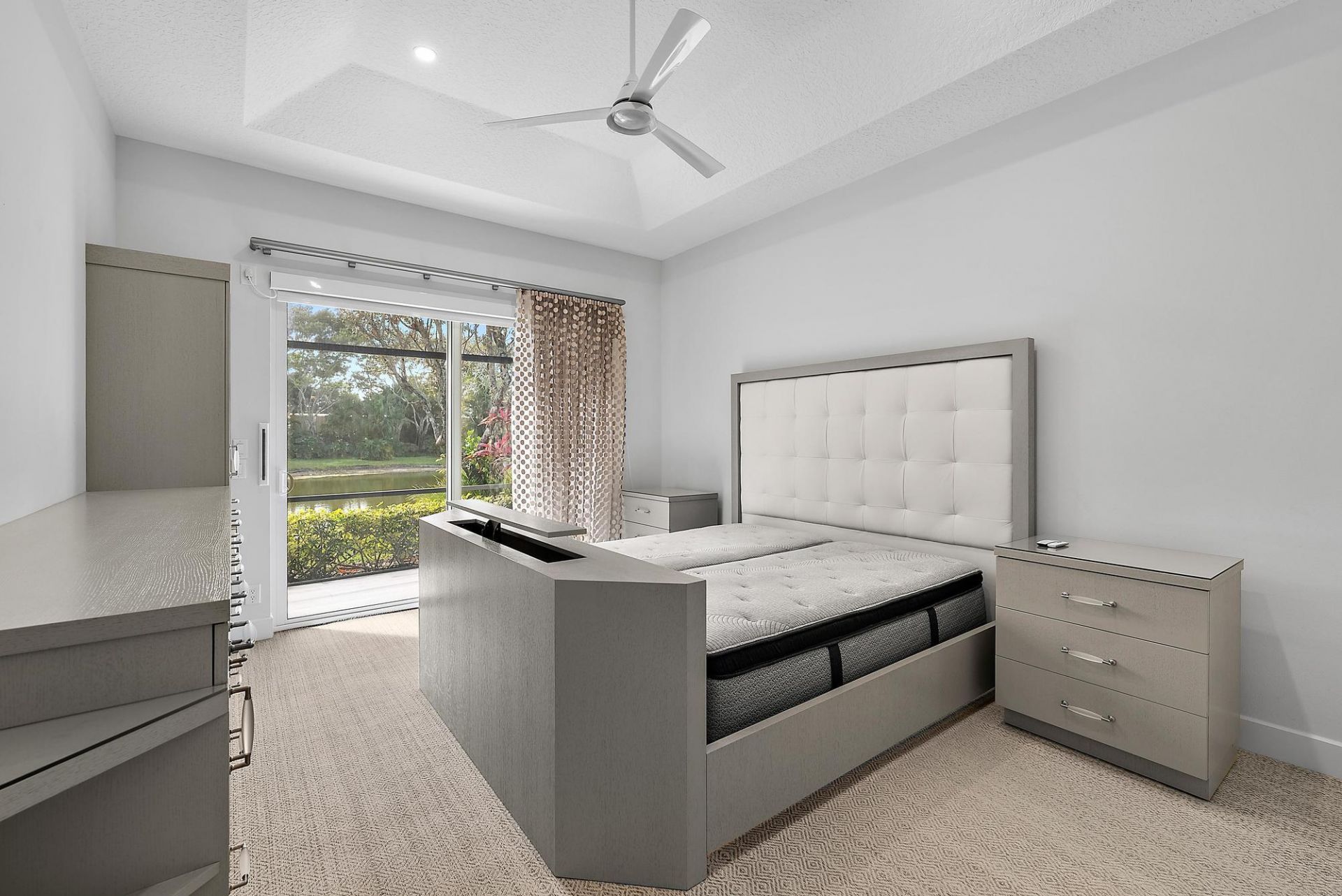 8110 Sandpiper Way, West Palm Beach, FL 33412 Photo