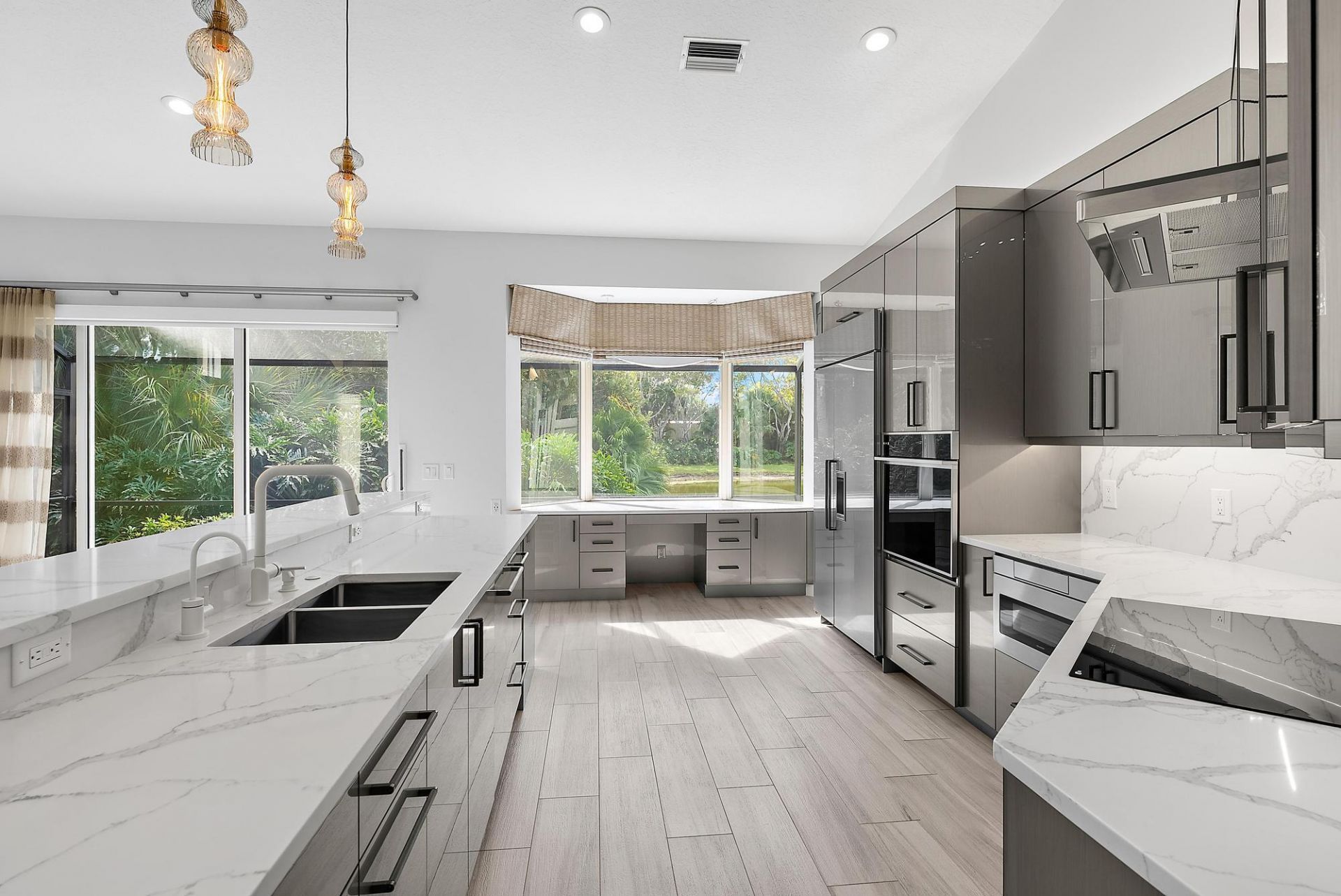 8110 Sandpiper Way, West Palm Beach, FL 33412 Photo